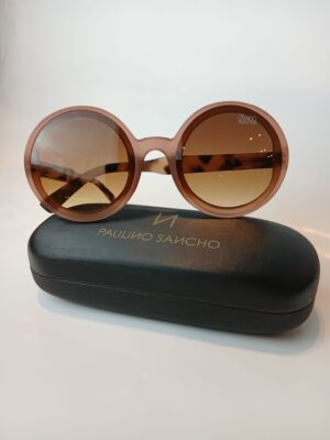 Gafas de sol redondas nude