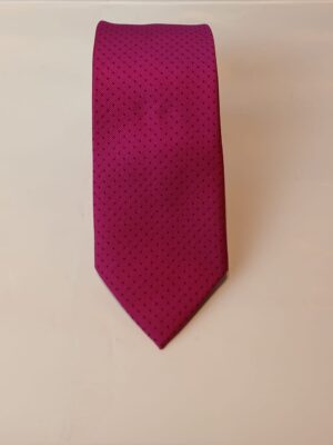 Corbata fucsia con microdibujo