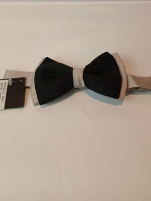 Pajarita negra con ribete beige