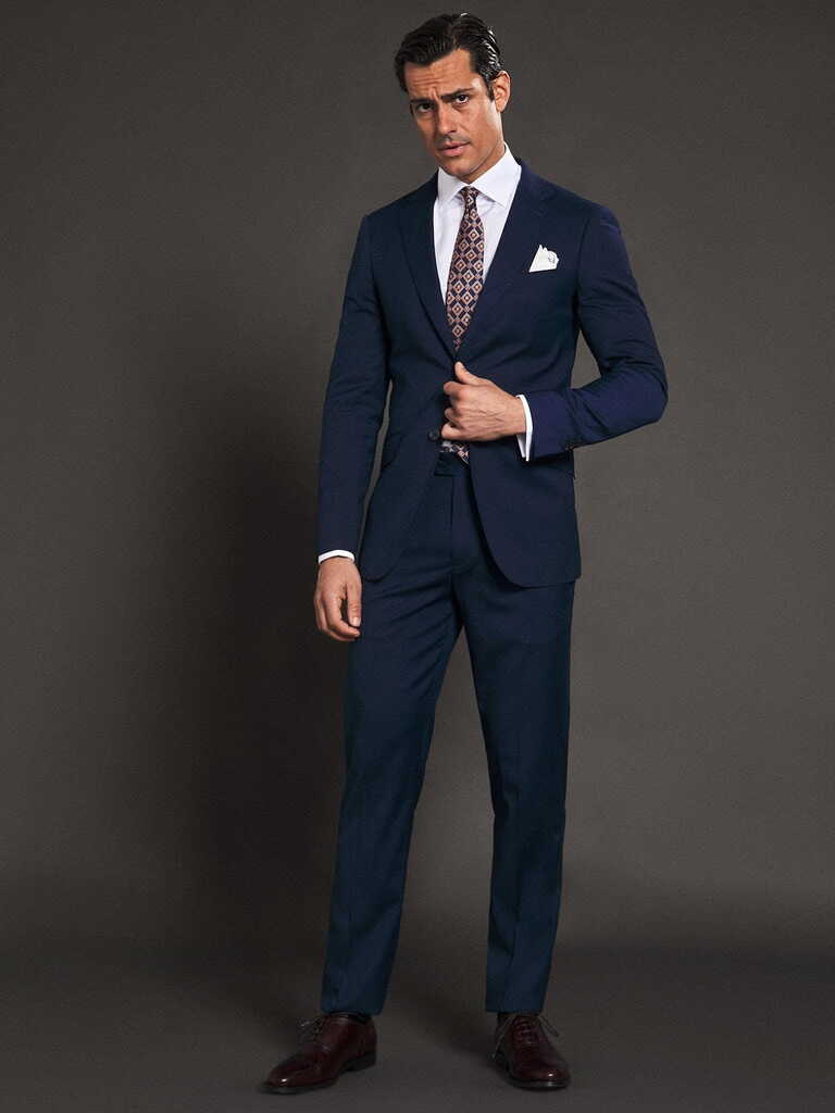 Traje formal para ir a un bautizo hombre